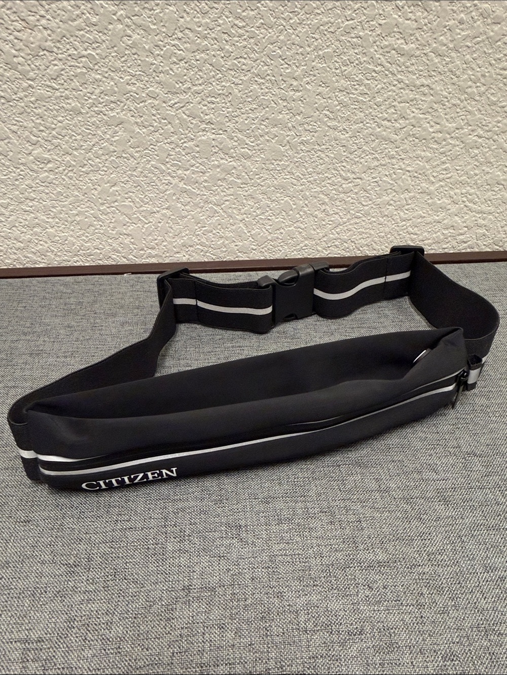 Citizen Black Reflective Running Belt Pack
